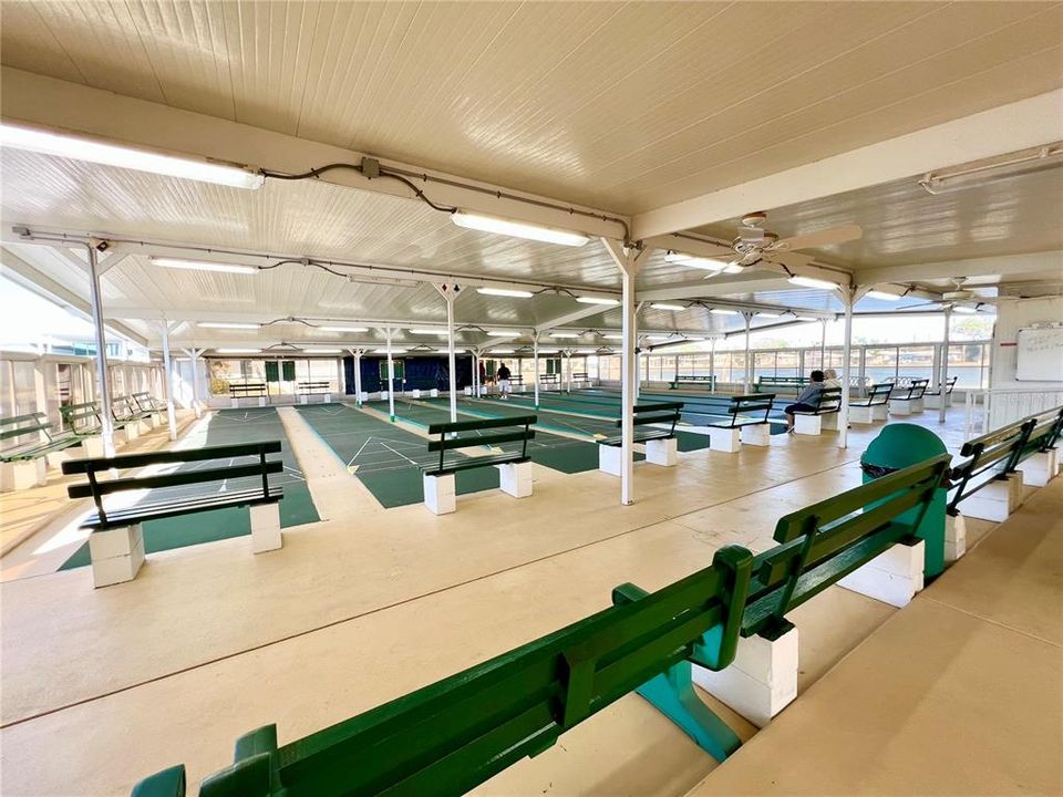 Active With Contract: $249,900 (2 beds, 2 baths, 1372 Square Feet)