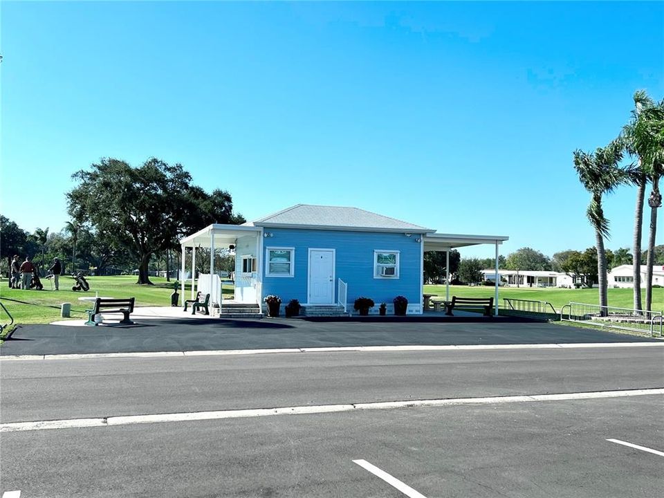 Active With Contract: $249,900 (2 beds, 2 baths, 1372 Square Feet)