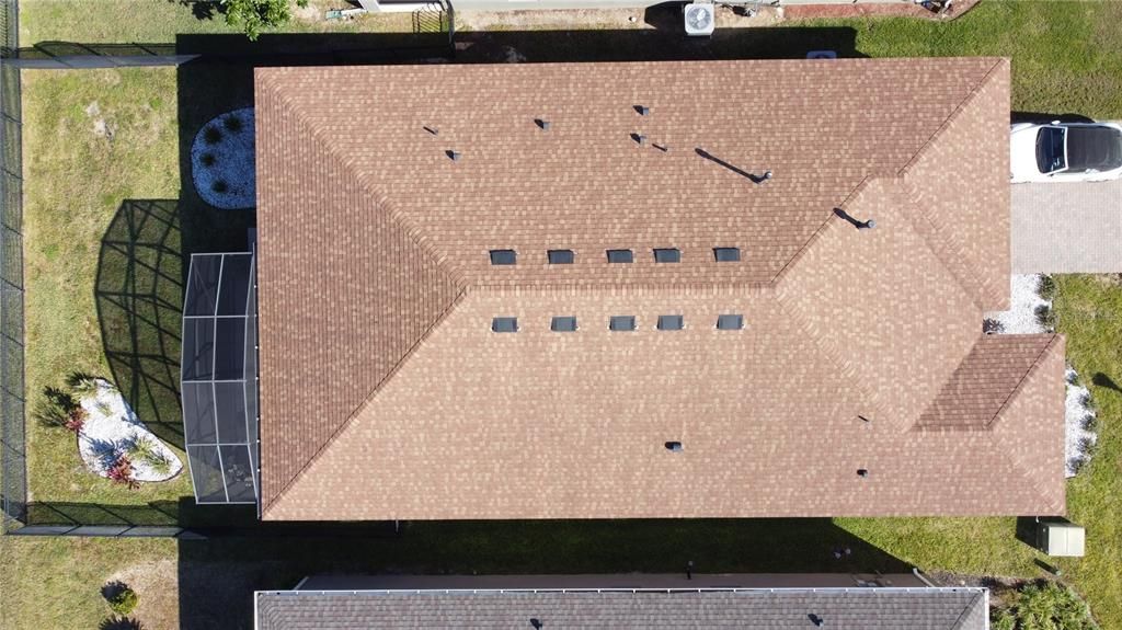 For Sale: $395,000 (2 beds, 2 baths, 2009 Square Feet)