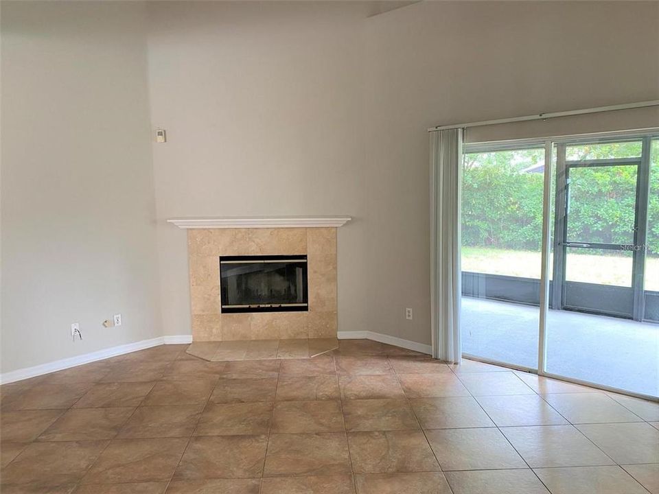 В аренду: $3,275 (6 спален, 3 ванн, 2375 Квадратных фут)