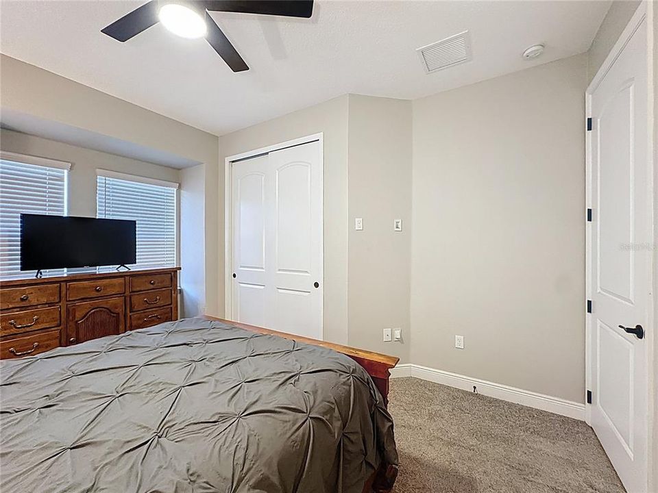 待售: $425,000 (2 贝兹, 2 浴室, 2111 平方英尺)