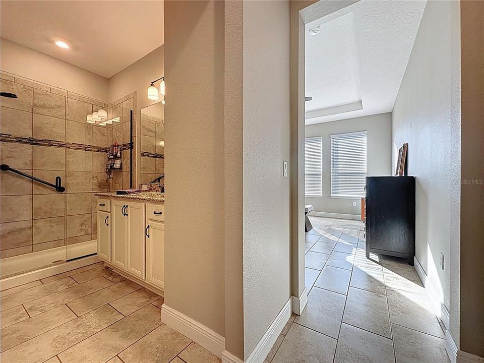 待售: $425,000 (2 贝兹, 2 浴室, 2111 平方英尺)