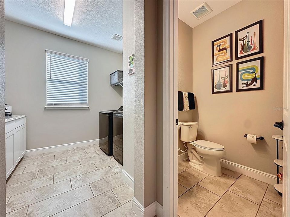 待售: $425,000 (2 贝兹, 2 浴室, 2111 平方英尺)