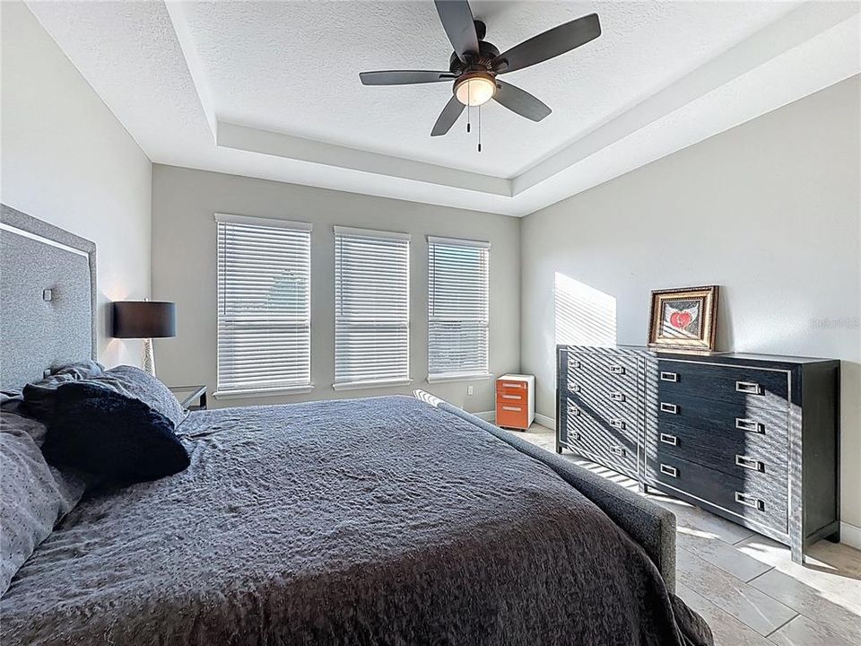 待售: $425,000 (2 贝兹, 2 浴室, 2111 平方英尺)