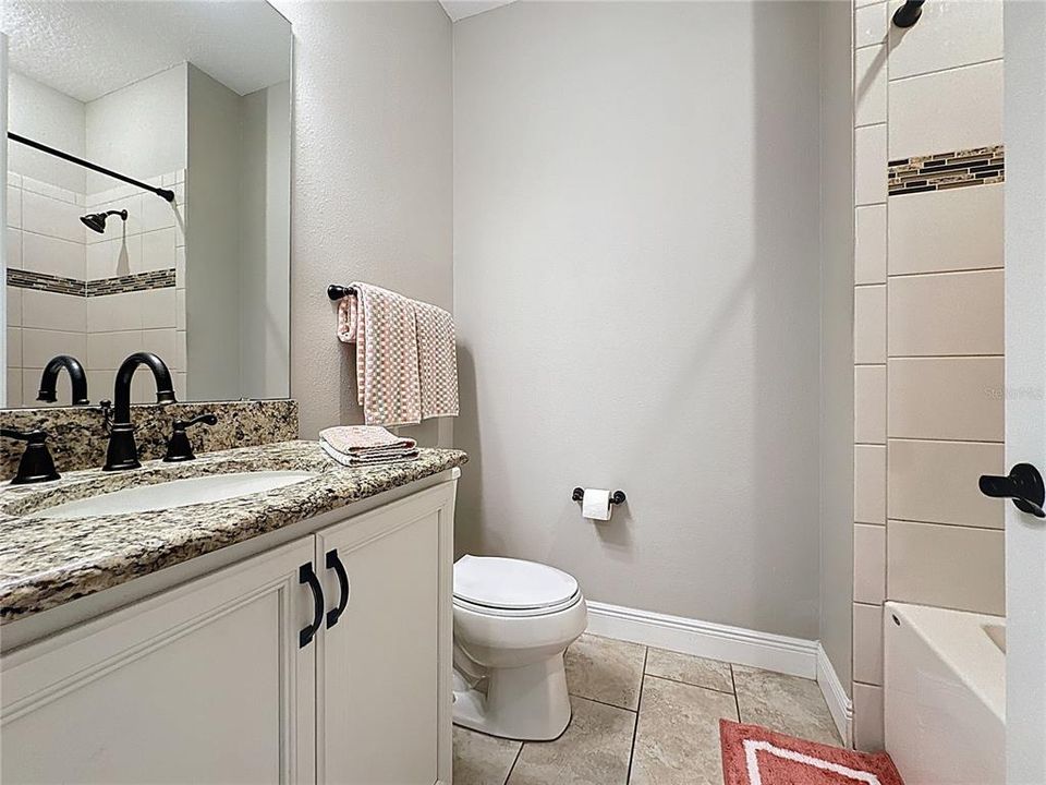 待售: $425,000 (2 贝兹, 2 浴室, 2111 平方英尺)