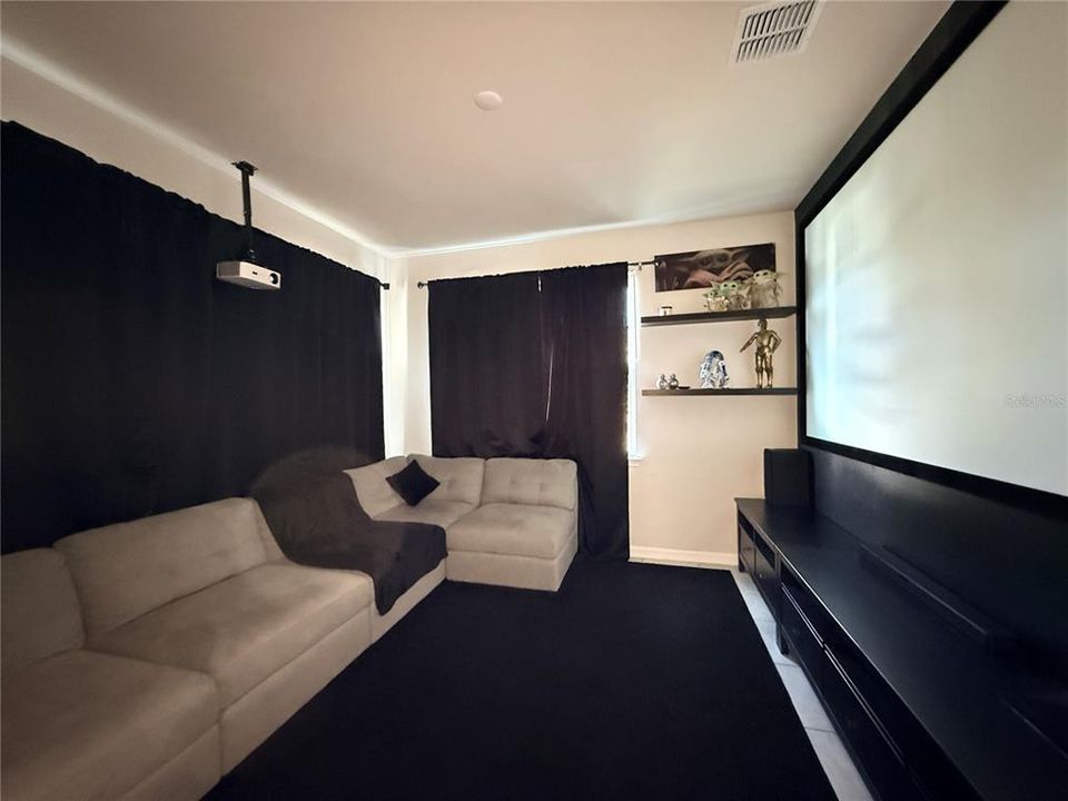 На продажу: $899,000 (5 спален, 4 ванн, 3312 Квадратных фут)