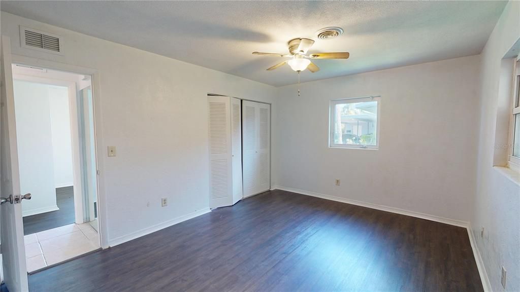 En Venta: $269,000 (3 camas, 2 baños, 1481 Pies cuadrados)