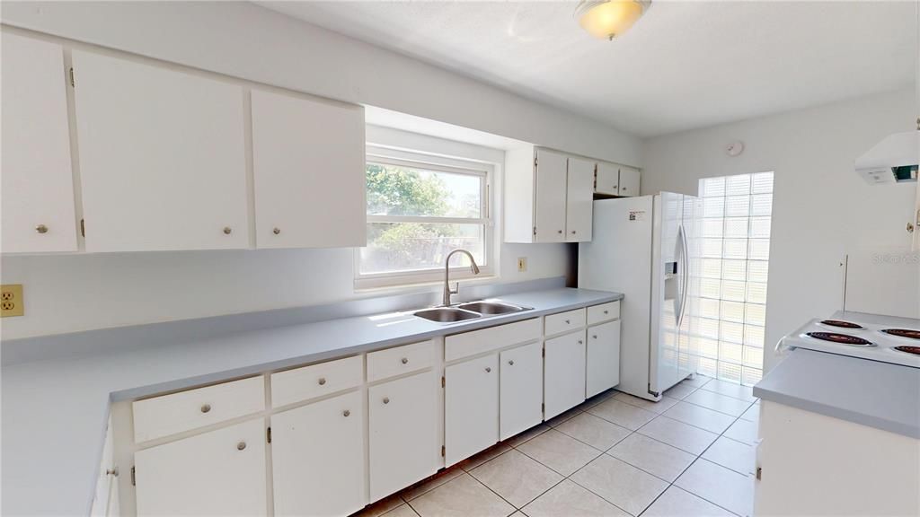 En Venta: $269,000 (3 camas, 2 baños, 1481 Pies cuadrados)