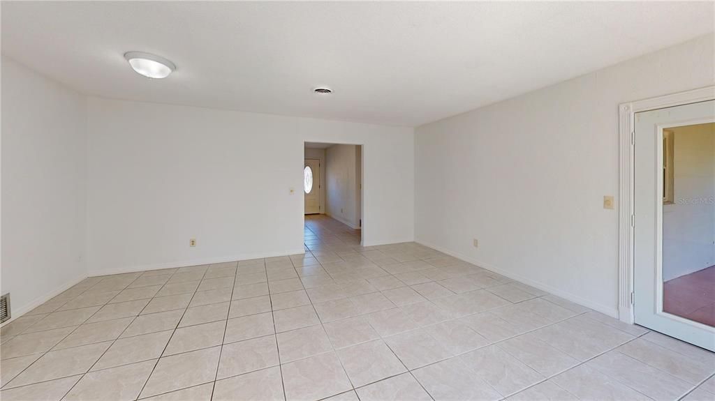 En Venta: $269,000 (3 camas, 2 baños, 1481 Pies cuadrados)