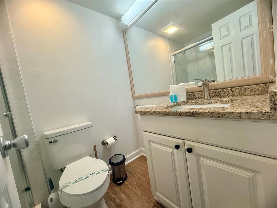 For Sale: $265,000 (2 beds, 2 baths, 578 Square Feet)