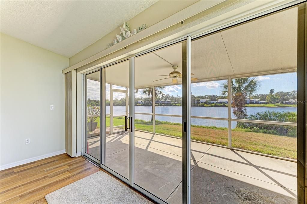 For Sale: $425,000 (2 beds, 2 baths, 1537 Square Feet)