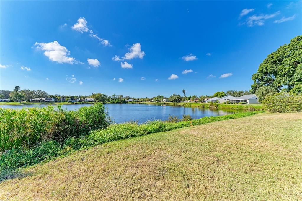 For Sale: $425,000 (2 beds, 2 baths, 1537 Square Feet)