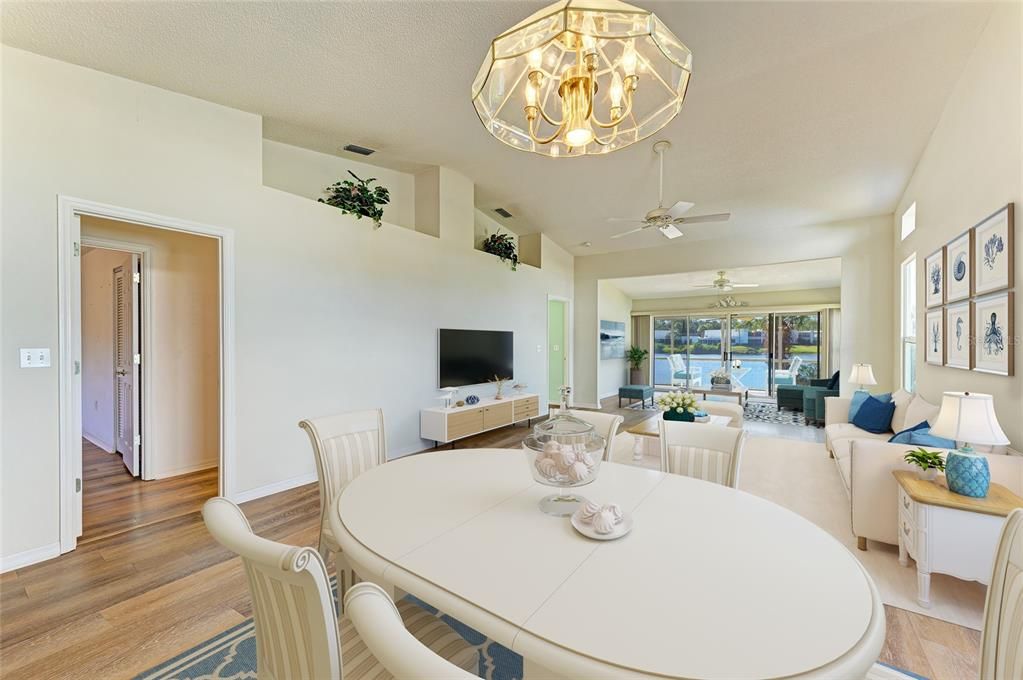 For Sale: $425,000 (2 beds, 2 baths, 1537 Square Feet)