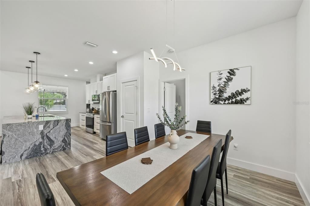 For Sale: $600,000 (3 beds, 3 baths, 1830 Square Feet)