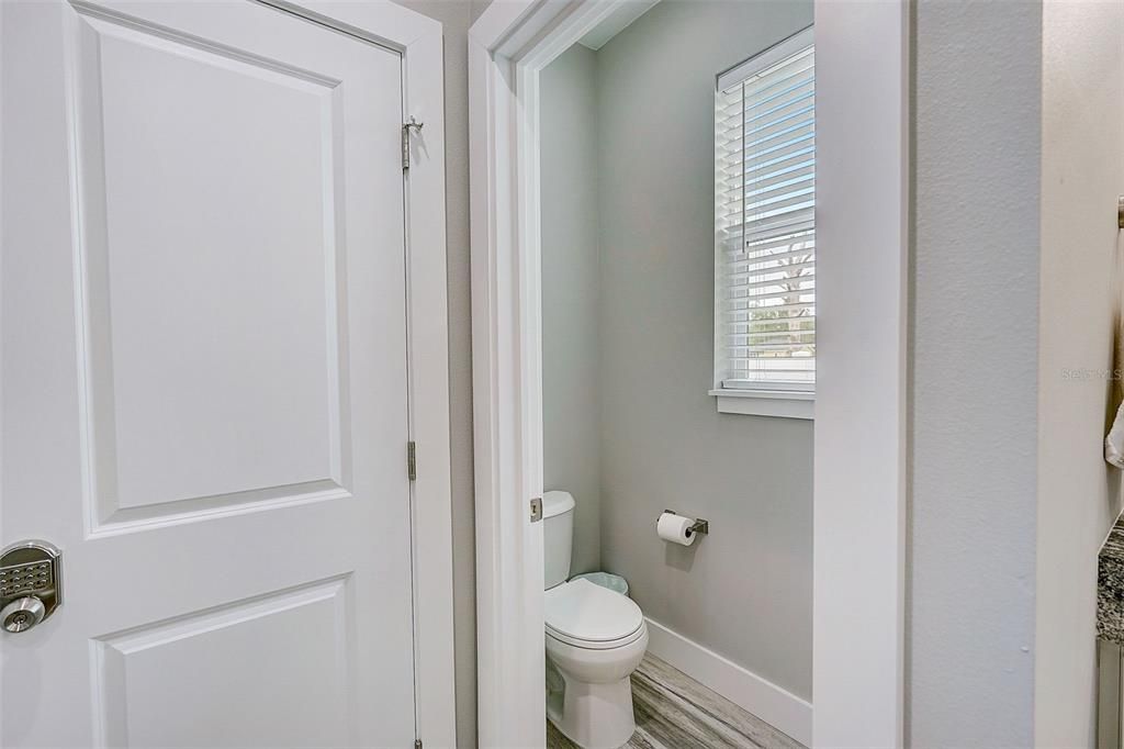 For Sale: $600,000 (3 beds, 3 baths, 1830 Square Feet)