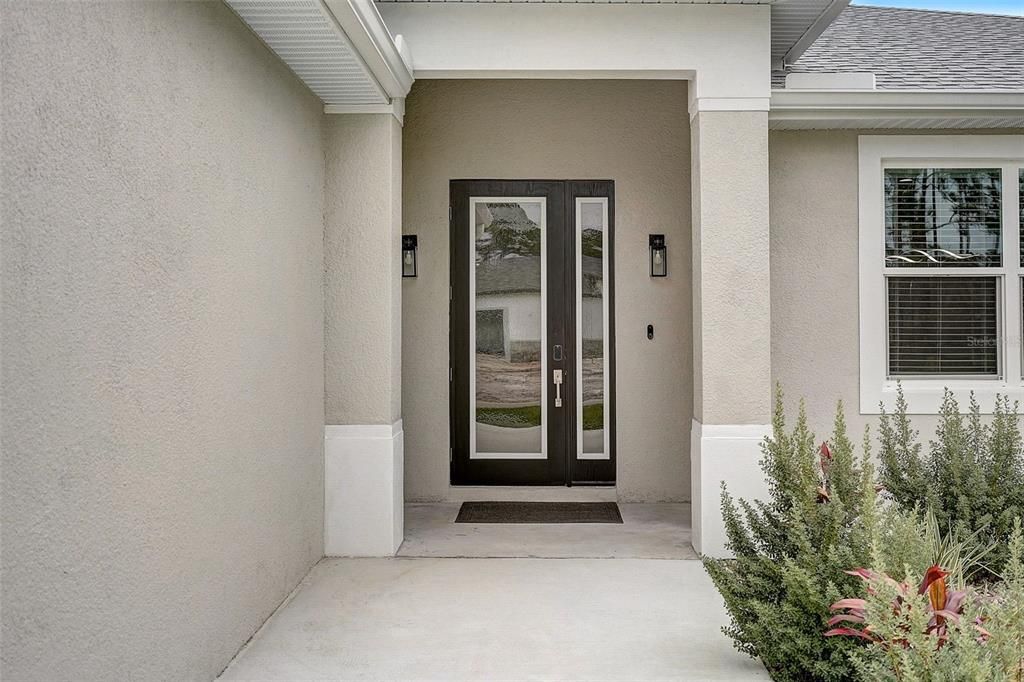 For Sale: $600,000 (3 beds, 3 baths, 1830 Square Feet)