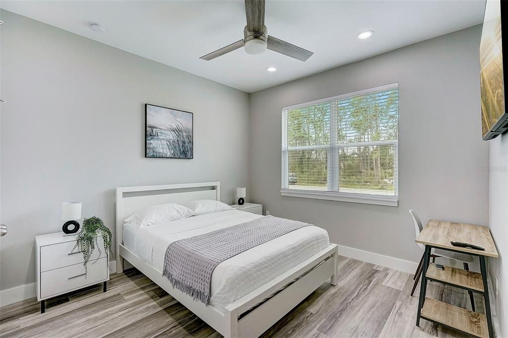 For Sale: $600,000 (3 beds, 3 baths, 1830 Square Feet)