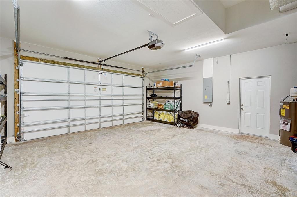 For Sale: $600,000 (3 beds, 3 baths, 1830 Square Feet)