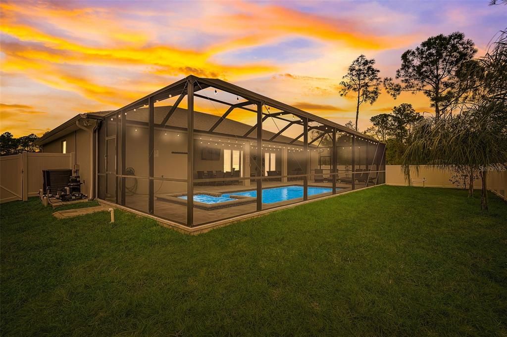 For Sale: $600,000 (3 beds, 3 baths, 1830 Square Feet)