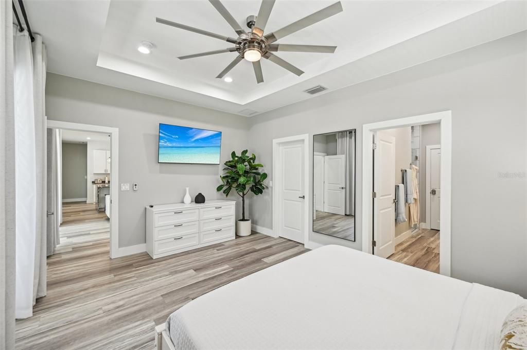 For Sale: $600,000 (3 beds, 3 baths, 1830 Square Feet)