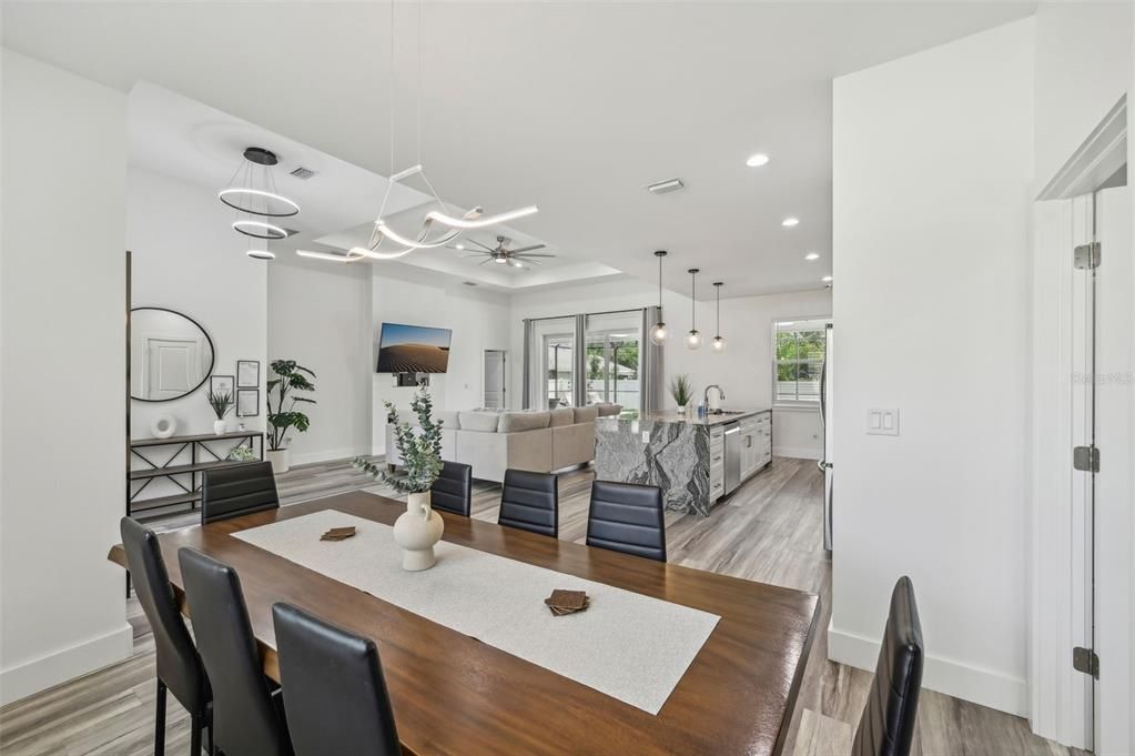 For Sale: $600,000 (3 beds, 3 baths, 1830 Square Feet)