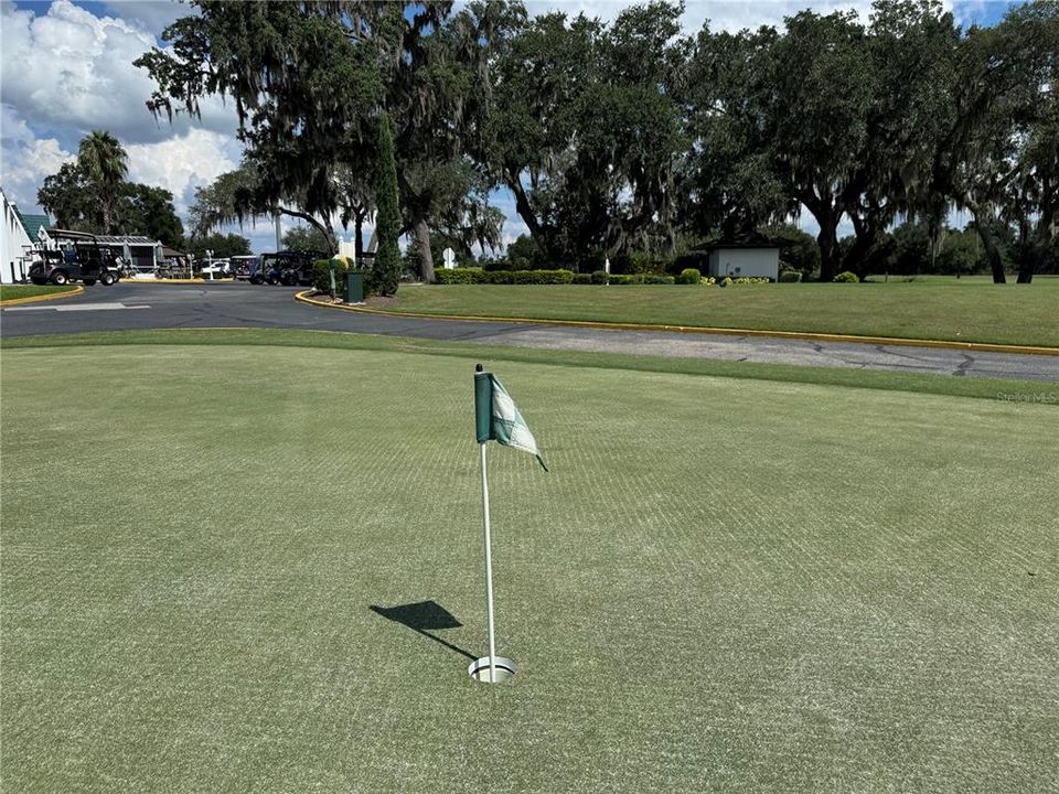 待售: $94,900 (2 贝兹, 2 浴室, 672 平方英尺)