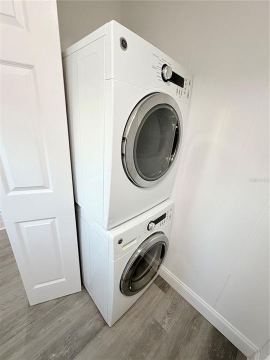 待售: $94,900 (2 贝兹, 2 浴室, 672 平方英尺)