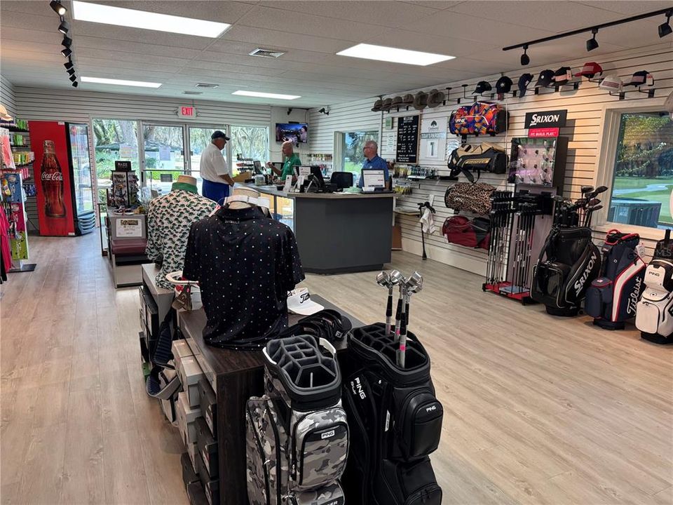 待售: $94,900 (2 贝兹, 2 浴室, 672 平方英尺)