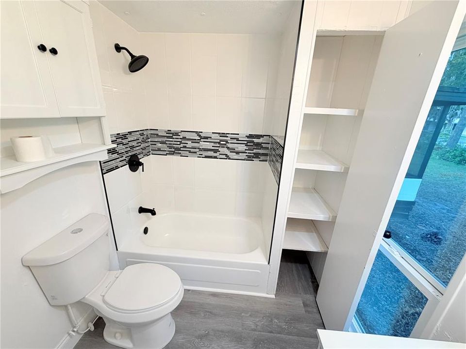 待售: $94,900 (2 贝兹, 2 浴室, 672 平方英尺)