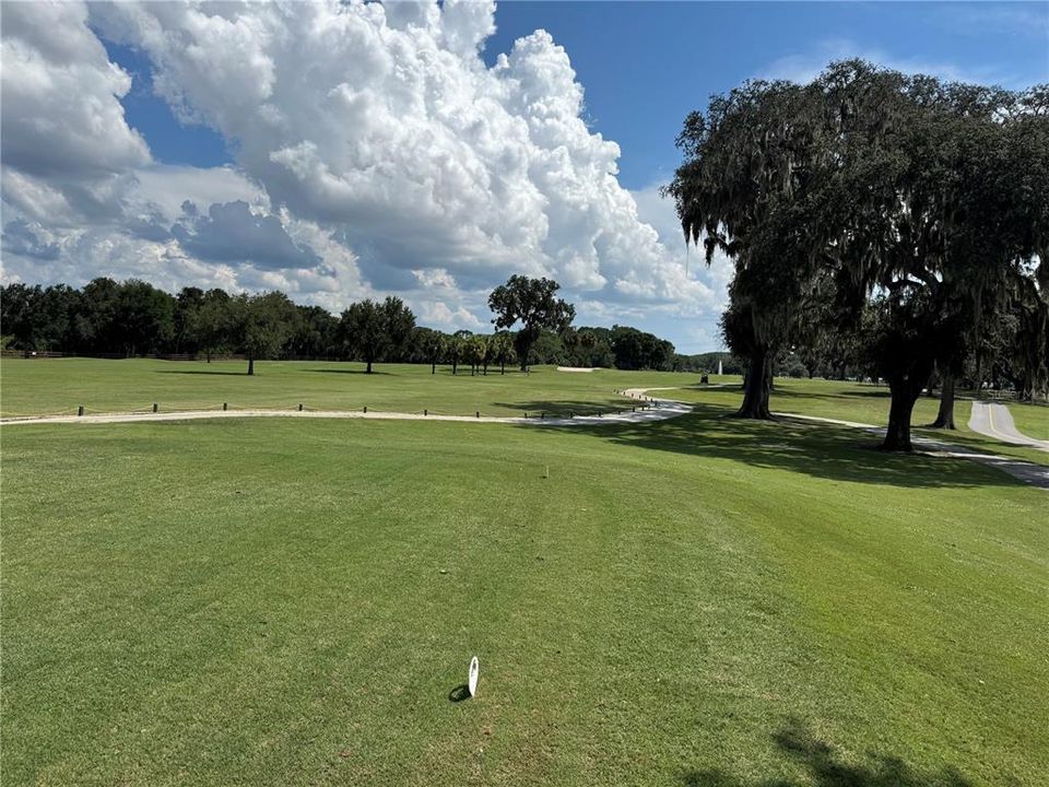 待售: $94,900 (2 贝兹, 2 浴室, 672 平方英尺)