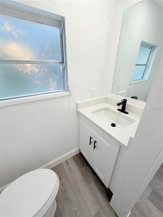 待售: $94,900 (2 贝兹, 2 浴室, 672 平方英尺)