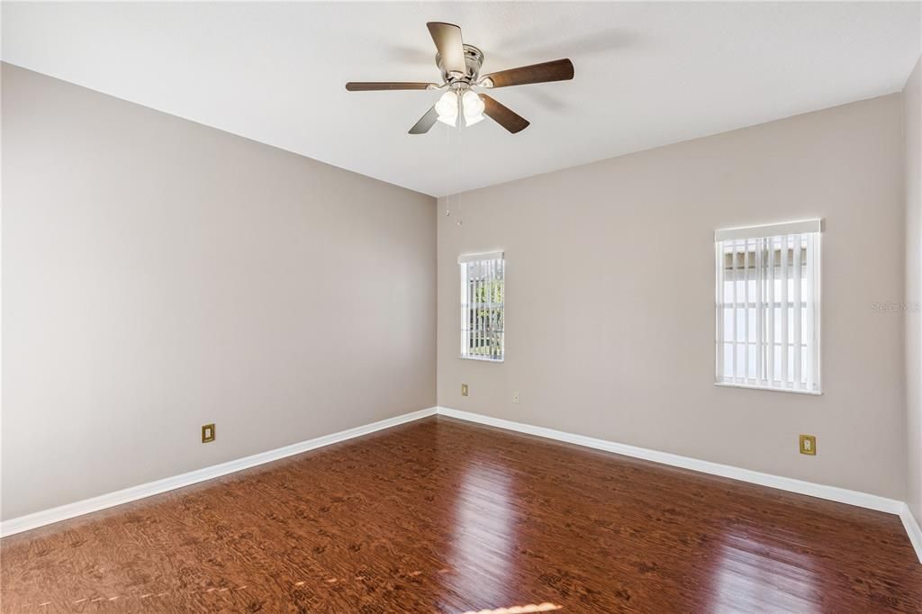 待售: $279,900 (3 贝兹, 2 浴室, 1862 平方英尺)