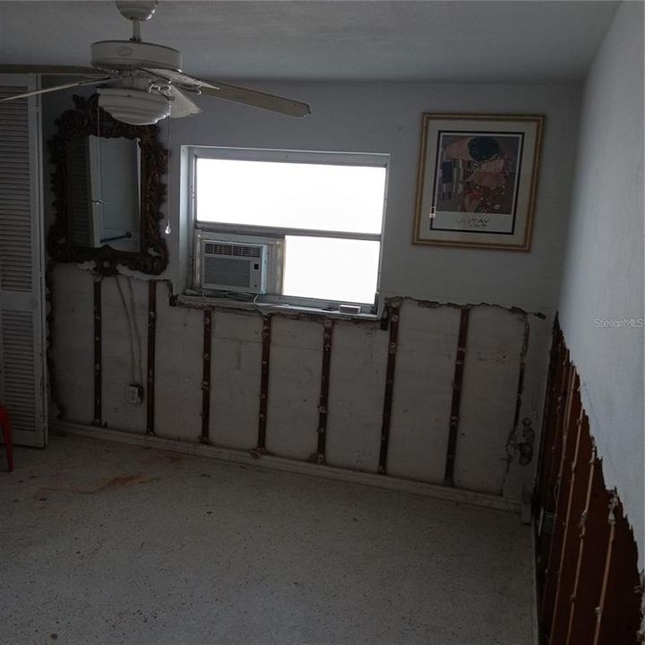 待售: $1,295,000 (0.14 acres)