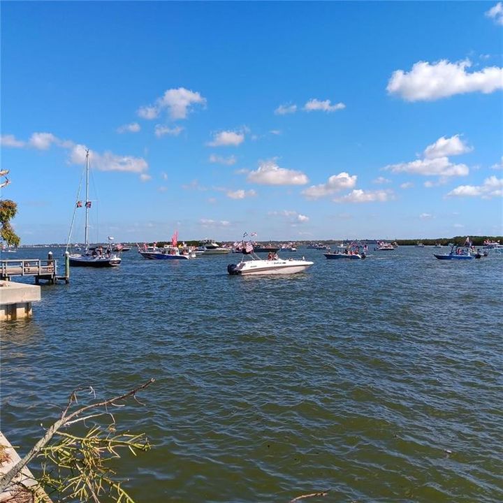 待售: $1,295,000 (0.14 acres)