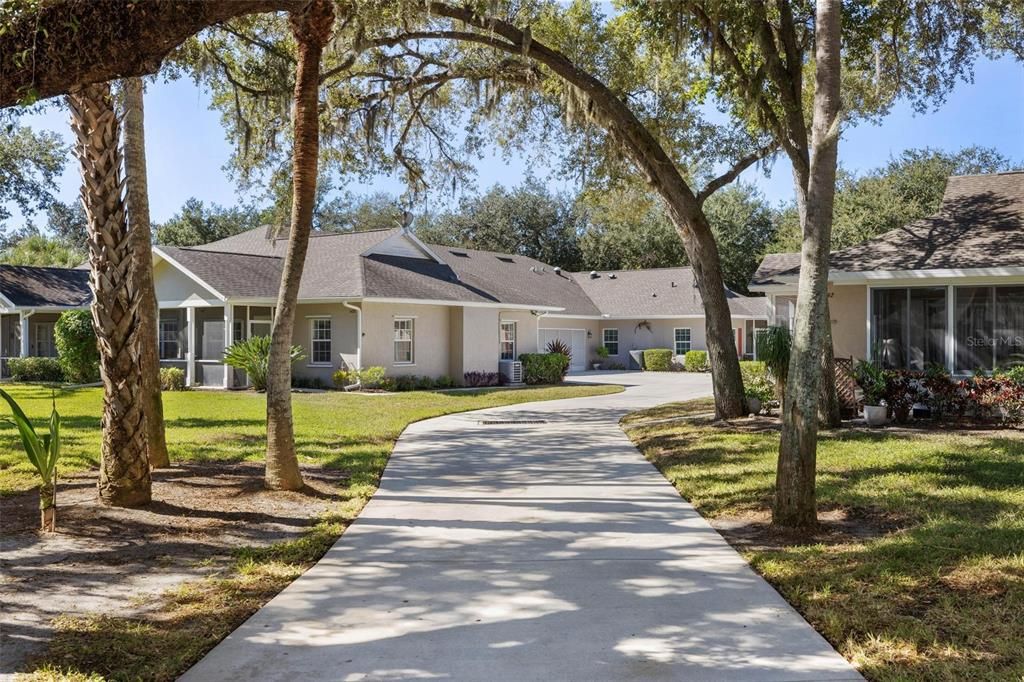 Под контрактом: $268,000 (2 спален, 2 ванн, 1364 Квадратных фут)