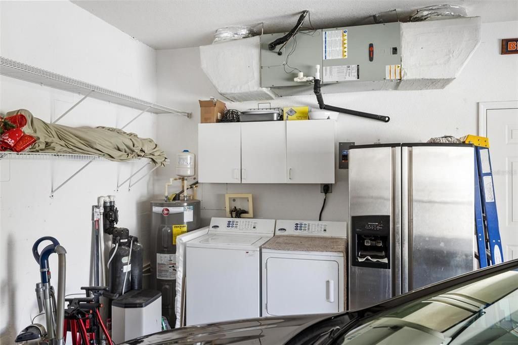 Под контрактом: $268,000 (2 спален, 2 ванн, 1364 Квадратных фут)