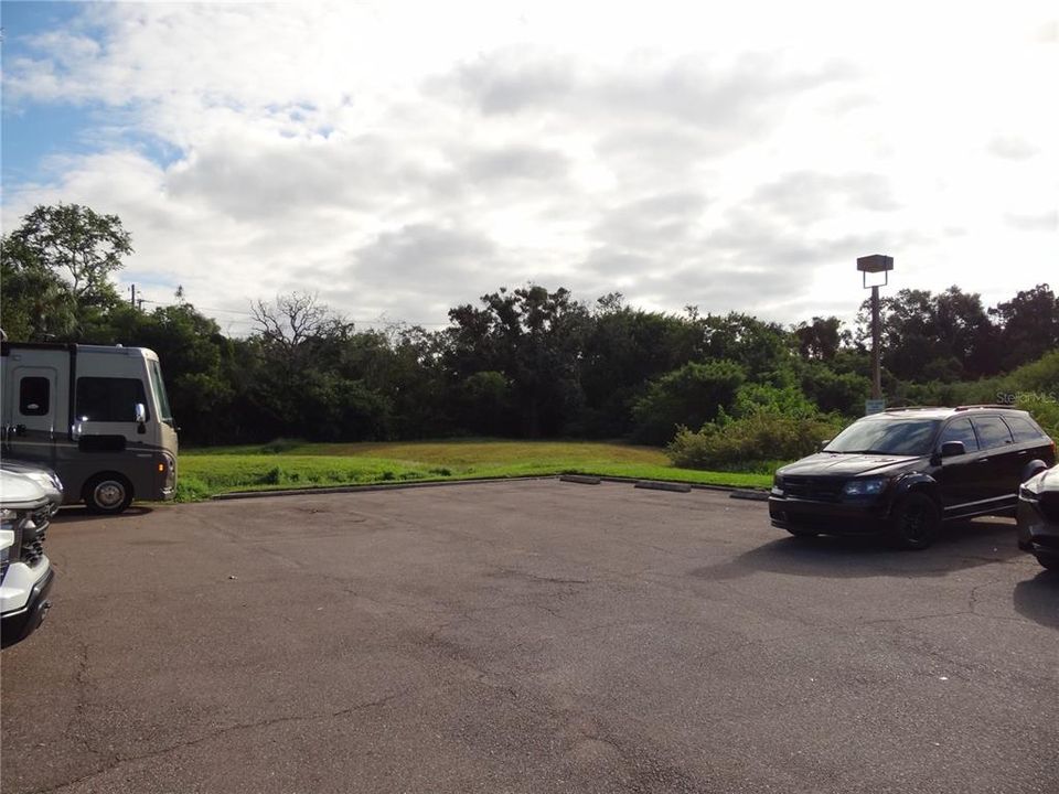 合同活跃: $750,000 (0 贝兹, 0 浴室, 3571 平方英尺)