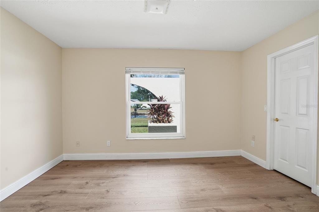 En Venta: $420,000 (3 camas, 2 baños, 1344 Pies cuadrados)