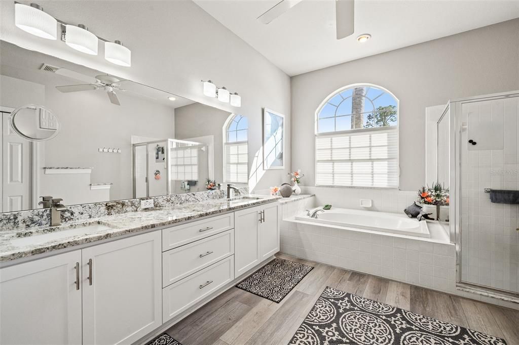 For Sale: $469,900 (4 beds, 3 baths, 2782 Square Feet)