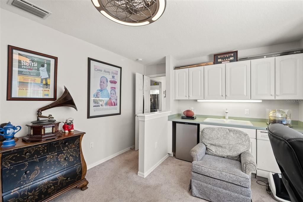 For Sale: $469,900 (4 beds, 3 baths, 2782 Square Feet)