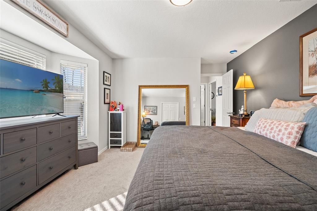 For Sale: $469,900 (4 beds, 3 baths, 2782 Square Feet)