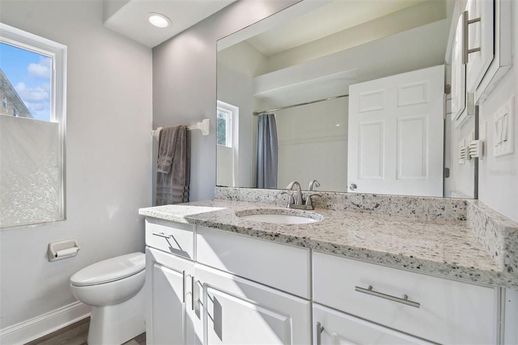 For Sale: $799,900 (5 beds, 3 baths, 2873 Square Feet)