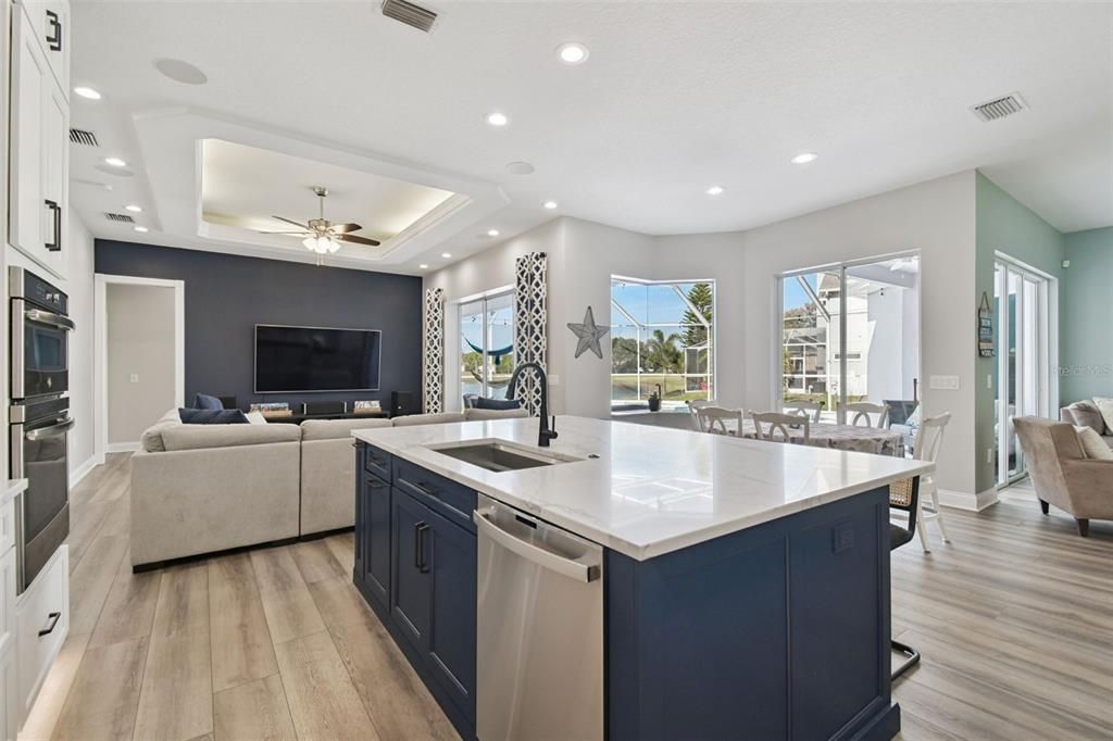 For Sale: $799,900 (5 beds, 3 baths, 2873 Square Feet)