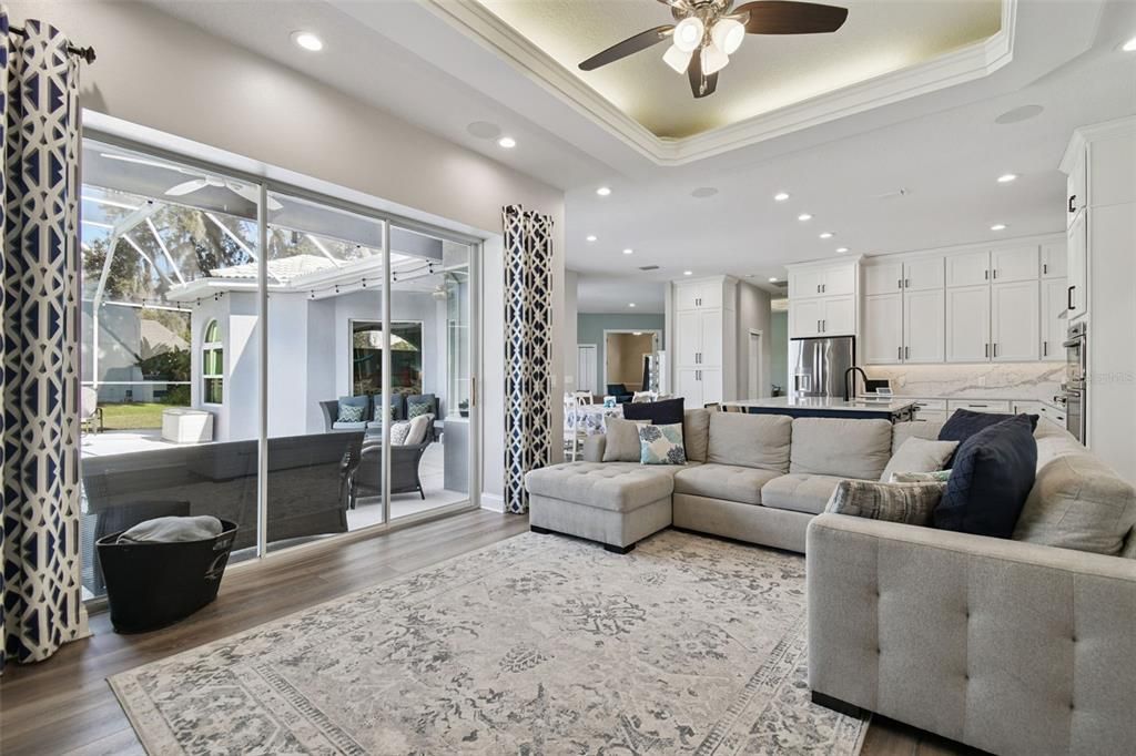 For Sale: $799,900 (5 beds, 3 baths, 2873 Square Feet)