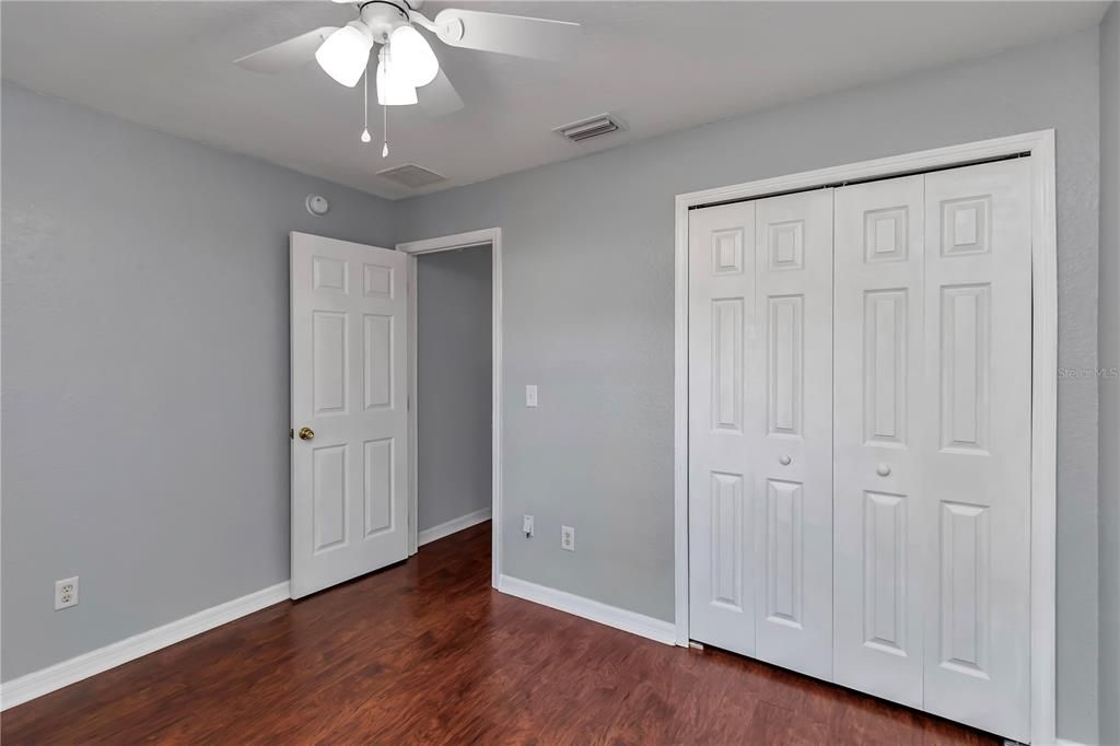 For Sale: $235,000 (3 beds, 2 baths, 1383 Square Feet)