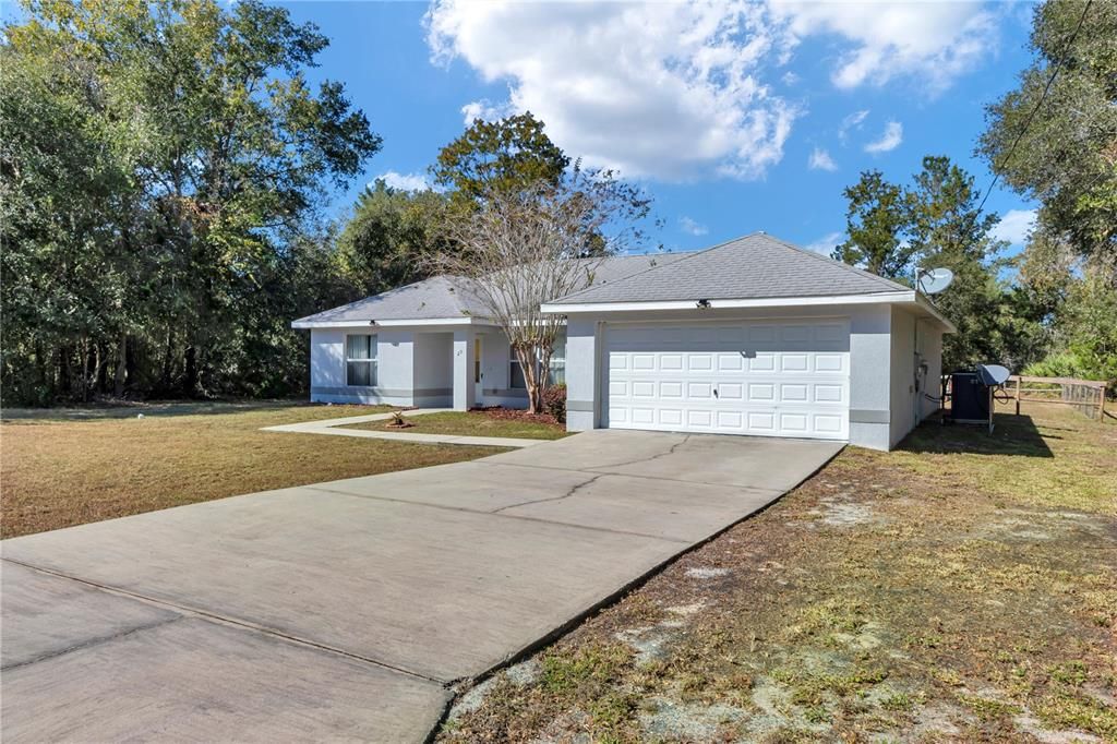 For Sale: $235,000 (3 beds, 2 baths, 1383 Square Feet)