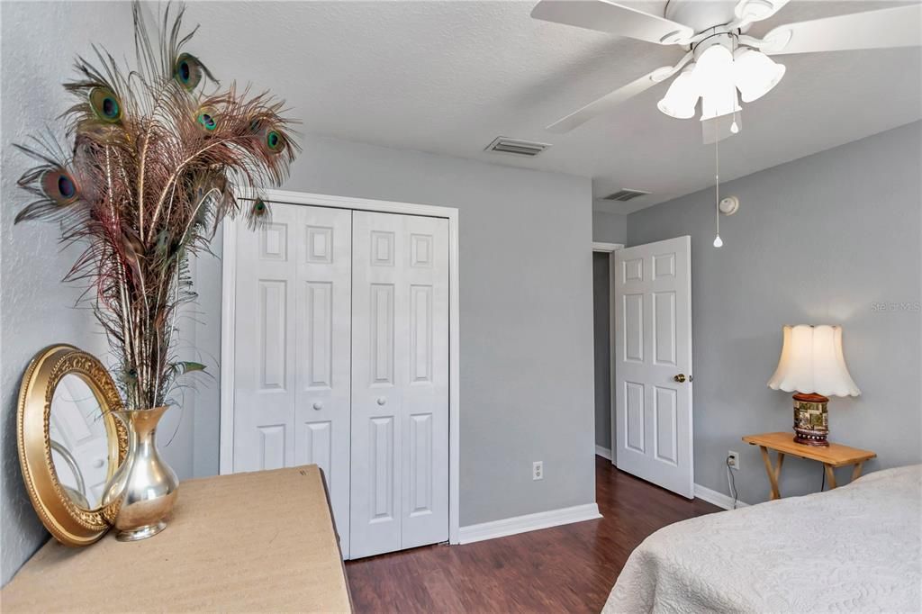 For Sale: $235,000 (3 beds, 2 baths, 1383 Square Feet)