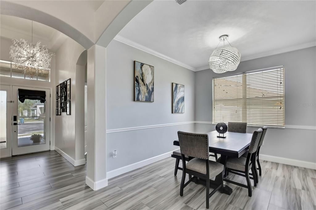 En Venta: $449,000 (4 camas, 3 baños, 2166 Pies cuadrados)