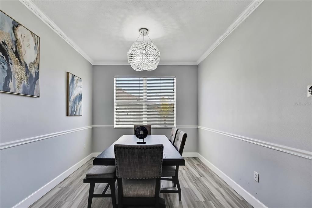 En Venta: $449,000 (4 camas, 3 baños, 2166 Pies cuadrados)