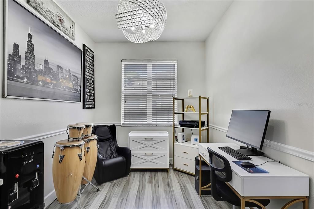 En Venta: $449,000 (4 camas, 3 baños, 2166 Pies cuadrados)